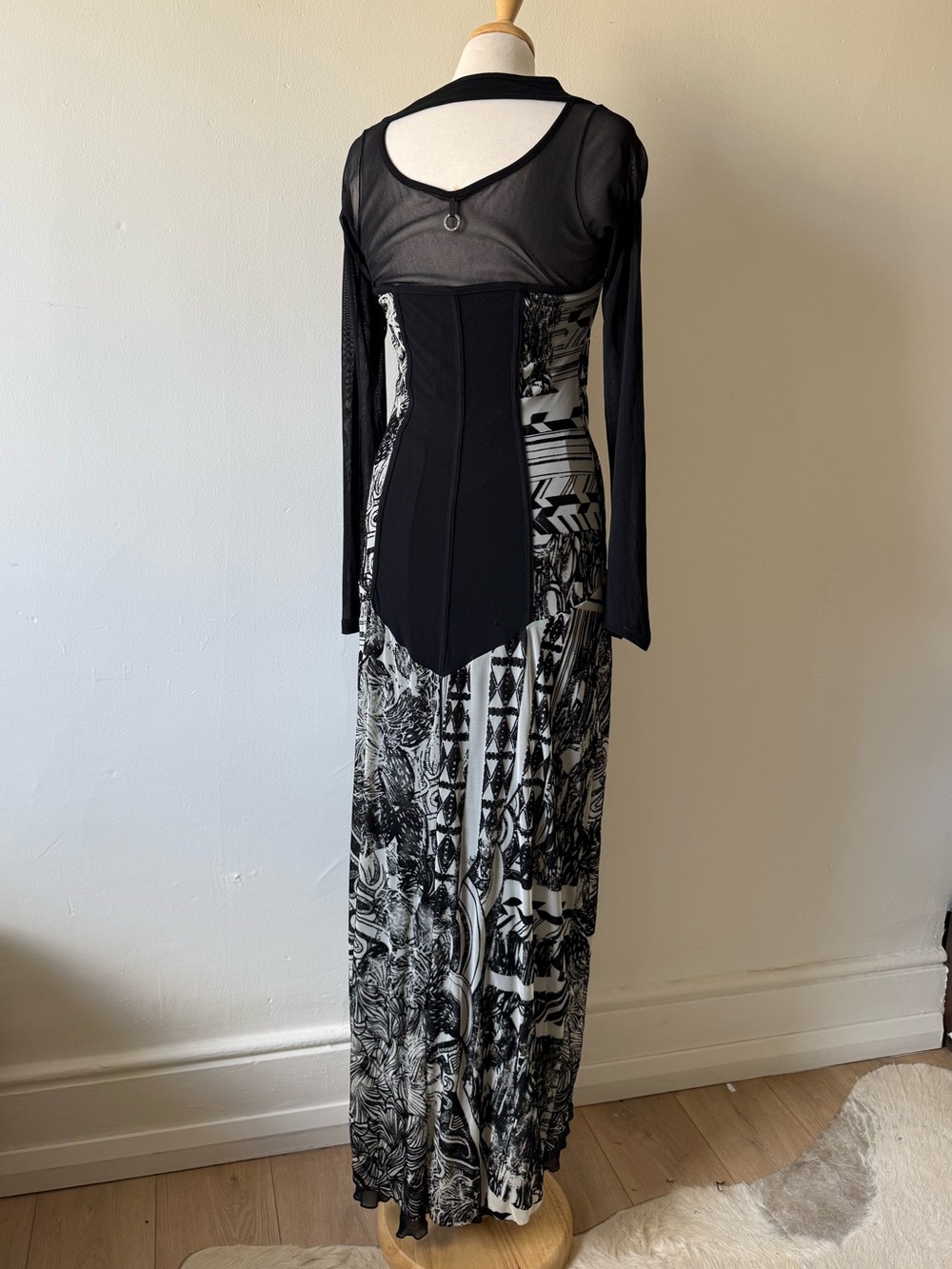 Vintage God Save Queens Avant-Garde Mesh Maxi Dress Black White Abstract Print - Picture 9 of 14